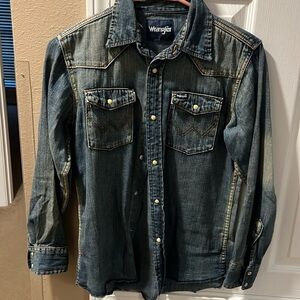 EUC Wrangler Button Down